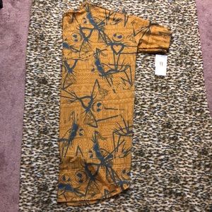 Lularoe Disney Irma XL